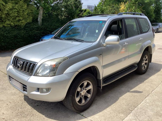 Toyota Land Cruiser 3.0 D-4D 2009 – снимка 2