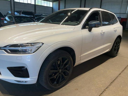 Volvo XC60 2.0 B5 Diesel Mild-Hybrid R-Design AWD 2020 – снимка 2