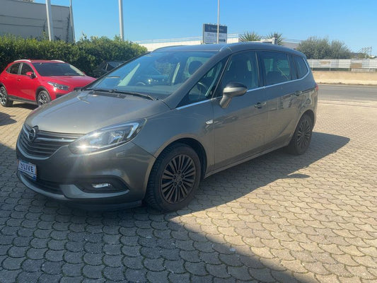 Opel Zafira Tourer 1.6 CDTI Innovation Start/Stop 2019 – снимка 2