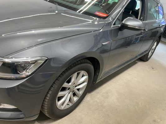 Volkswagen Passat 2.0 TDI Comfortline 4Motion BlueMotion Tech 2015 – снимка 2