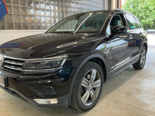 Volkswagen Tiguan 2.0 TDI Highline 4Motion BlueMotion Tech 2017 – снимка 2