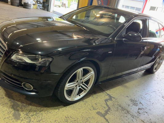 Audi A4 2.0 TDI quattro S line Sportpaket plus 2011 – снимка 2
