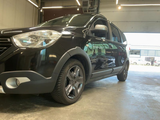 Dacia Lodgy 1.2 TCe Stepway Celebration 2017 – снимка 2
