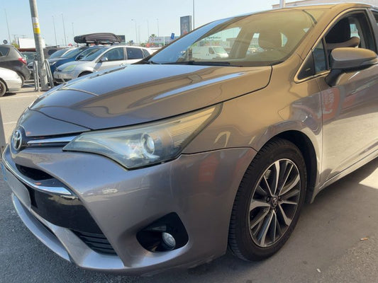 Toyota Avensis 2.0 D-4D Advance 2015 – снимка 2