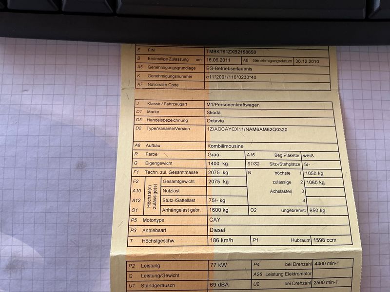 Skoda Octavia 1.6 TDI Ambition 4x4 2011 – снимка 5