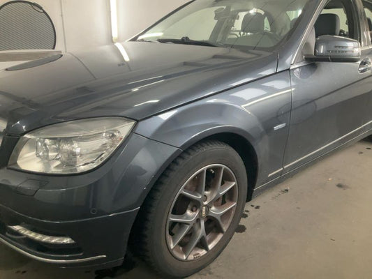 Mercedes-Benz C-Klasse C 200 CGI BlueEfficiency Sport Edition Avantgarde 2010 – снимка 2