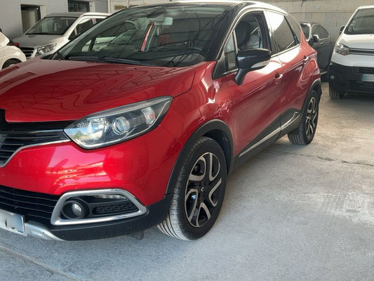 Renault Captur 1.5 dCi Energy Helly Hansen 2014 – снимка 2