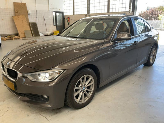 BMW 3er 316i 2014 – снимка 2