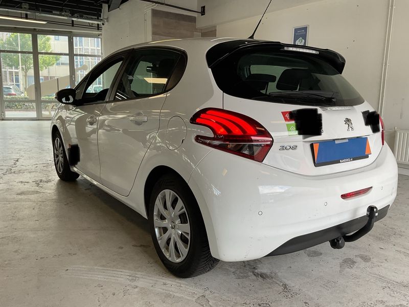 Peugeot 208 1.2 PureTech Blue Lease Active 2018 – снимка 6