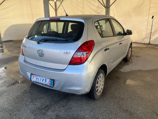 Hyundai i20 1.2 Classic 2010 – снимка 2