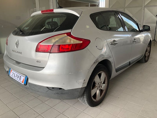Renault Megane 1.5 dCi Dynamique 2010 – снимка 2