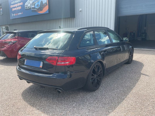 Audi A4 3.2 V6 FSI quattro Attraction 2009 – снимка 2