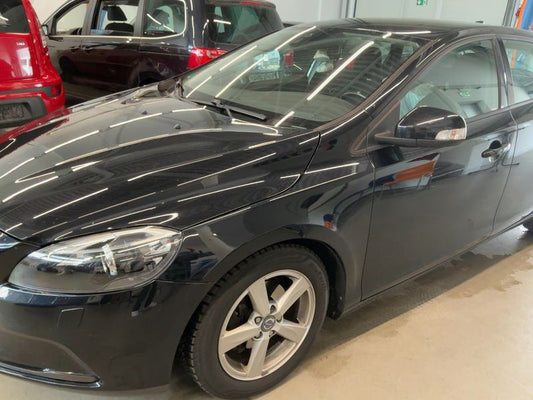 Volvo V40 1.6 D2 You! 2014 – снимка 2