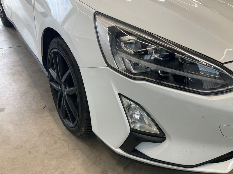 Ford Focus 1.5 EcoBoost Titanium 2019 – снимка 36