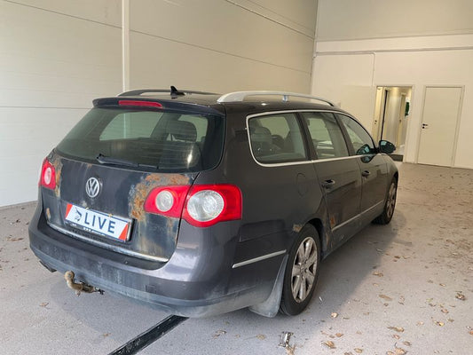 Volkswagen Passat 2.0 TDI Sportline 4Motion 2009 – снимка 2