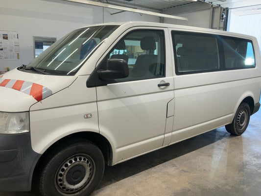 Volkswagen T5 Kombi 1.9 TDI lang 2008 – снимка 2