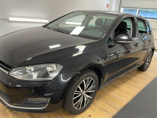 Volkswagen Golf VII 2.0 TDI Allstar BlueMotion Tech 2016 – снимка 2