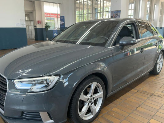 Audi A3 Sportback 2.0 TDI Sport 2017 – снимка 2