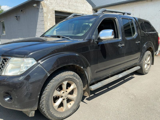Nissan Navara Pick-up 2.5 dCi Double Cab LE 4x4 2011 – снимка 2