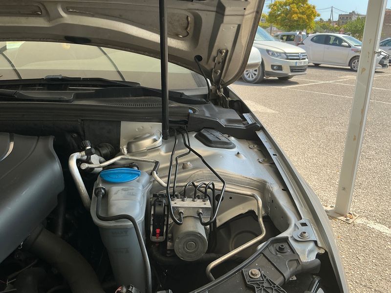Audi A4 2.0 TDI 2013 – снимка 38