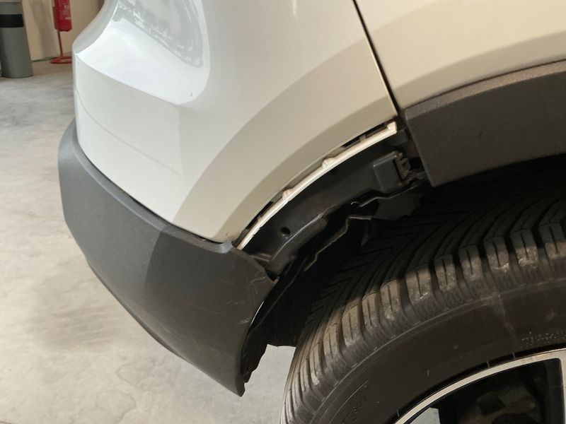 Volvo XC40 2.0 D4 R-Design AWD 2018 – снимка 30