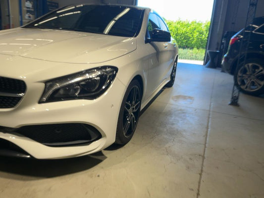 Mercedes-Benz CLA-Klasse CLA 180 AMG Line 2016 – снимка 2