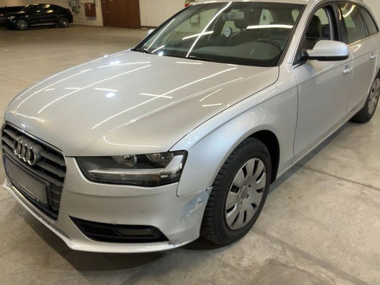 Audi A4 1.8 TFSI Ambiente 2013 – снимка 2