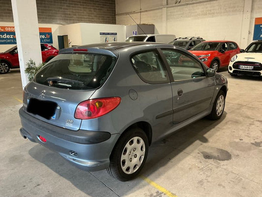 Peugeot 206 1.4 Petit Filou 2007 – снимка 2