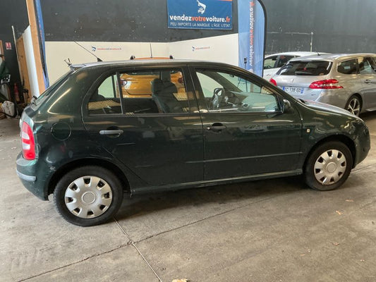 Skoda Fabia 1.2 Classic 2003 – снимка 2