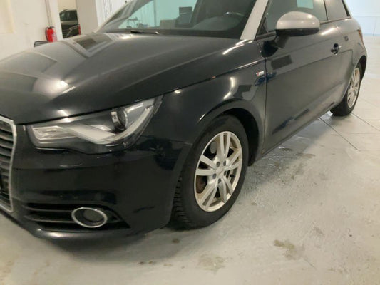 Audi A1 1.6 TDI S line Sportpaket 2011 – снимка 2