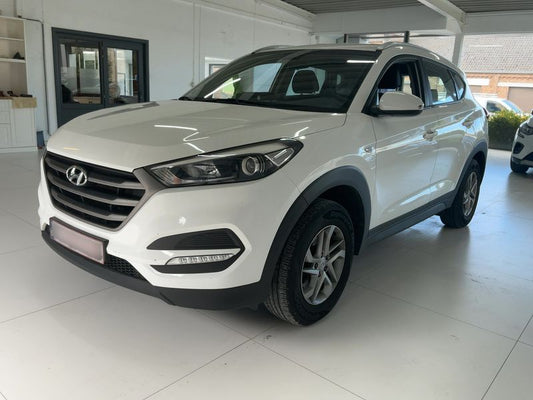Hyundai Tucson 1.6 Classic blue 2WD 2018 – снимка 2