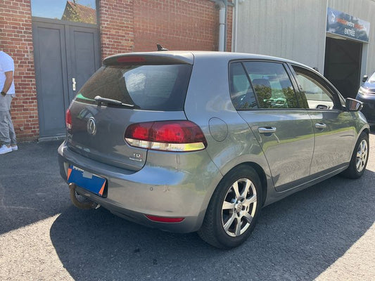 Volkswagen Golf VI 1.6 TDI Trendline BlueMotion Tech 2011 – снимка 2