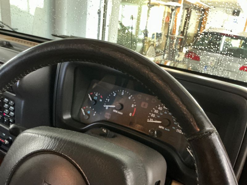 Jeep Wrangler 4.0 Sahara 1997 – снимка 22
