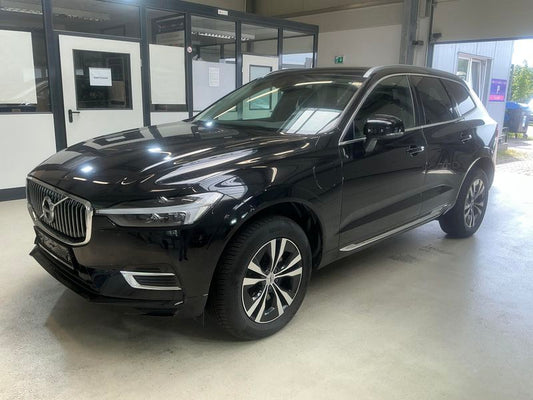 Volvo XC60 2.0 T6 Plug-in Hybrid Inscription Expression AWD 2021 – снимка 2