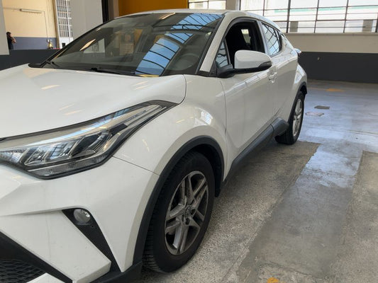 Toyota C-HR 1.8 Hybrid Business Edition 2022 – снимка 2