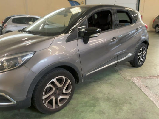 Renault Captur 1.2 TCe Energy Intens 2016 – снимка 2