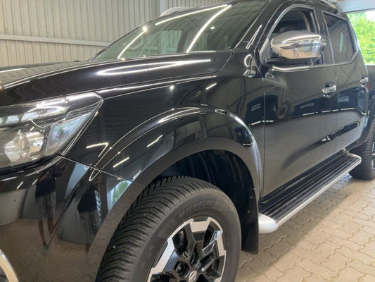 Nissan Navara NP-300 2.3 dCi N-Guard Double Cab 4x4 2021 – снимка 2