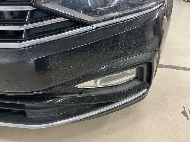 Volkswagen Passat 2.0 TDI Elegance 4Motion 2021 – снимка 25