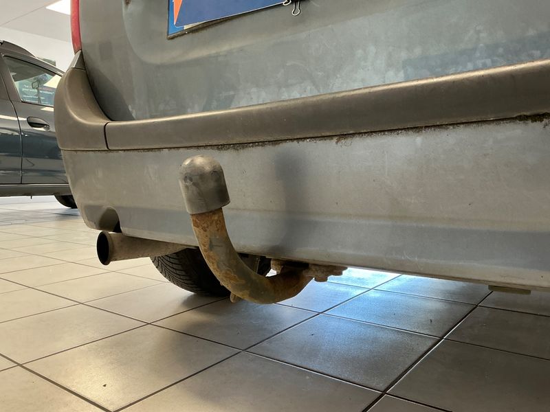 Citroen Xsara Picasso 1.6 HDi 2009 – снимка на щета