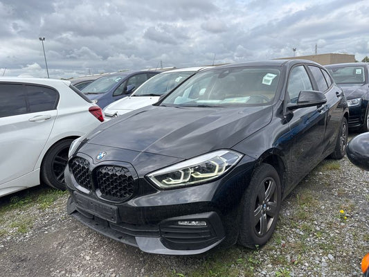 BMW 1er 116d Advantage 2021 – снимка 2