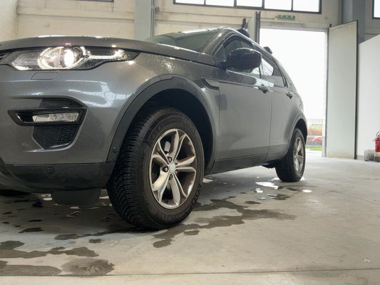 Land Rover Discovery Sport 2.0 Td4 SE AWD 2017 – снимка 2