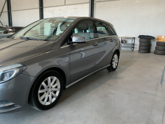 Mercedes-Benz B-Klasse B 180 CDI 2013 – снимка 2