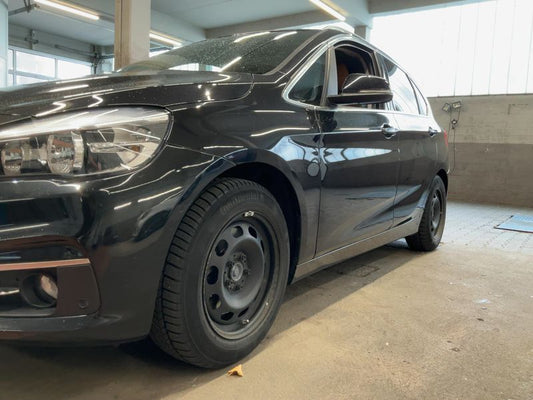BMW 2er 220i Active Tourer Luxury Line 2015 – снимка 2