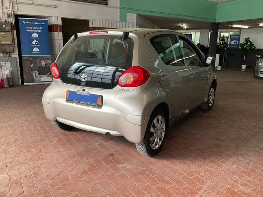 Toyota Aygo 1.0 City 2008 – снимка 2