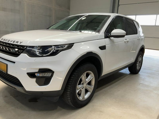 Land Rover Discovery Sport 2.2 Td4 SE AWD 2015 – снимка 2