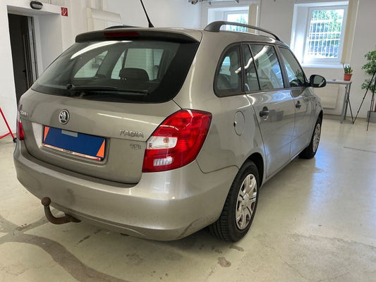 Skoda Fabia 1.2 TSI Cool Edition 2013 – снимка 2