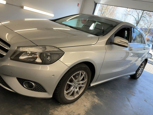 Mercedes-Benz A-Klasse A 180 BlueEfficiency Style 2014 – снимка 2