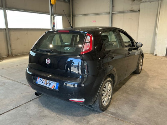 Fiat Punto 1.3 JTD Lounge 2015 – снимка 2