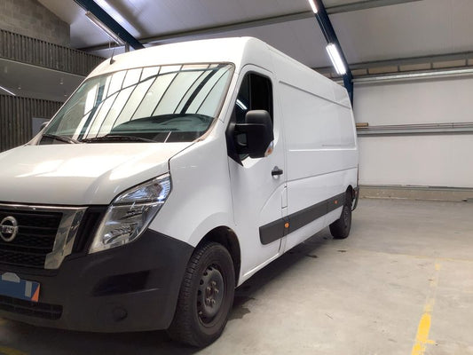 Nissan Interstar 2.3 dCi L3H2 3,5t Acenta FWD 2022 – снимка 2