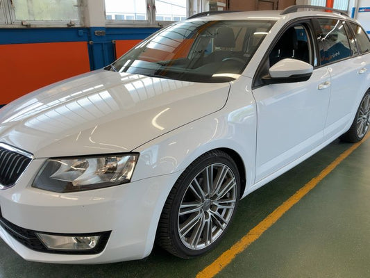 Skoda Octavia 1.6 TDI Style 2016 – снимка 2